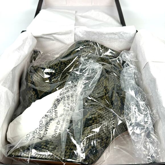 NEW in Box BCBGMAXAZRIA PIA Green Snakeskin Leather Booties Size 7.5M - Picture 10 of 11